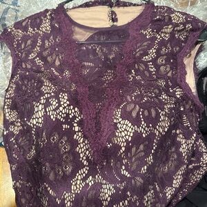 Elegant Lace Women formal dress - Plum